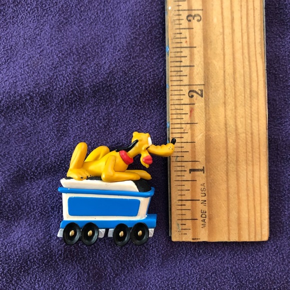 Vintage Disney Hallmark Merry Miniature Train set - Picture 3 of 11